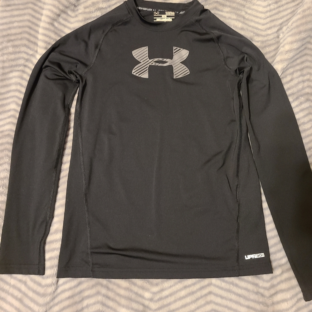 Boys Under Armour fitted shirt
